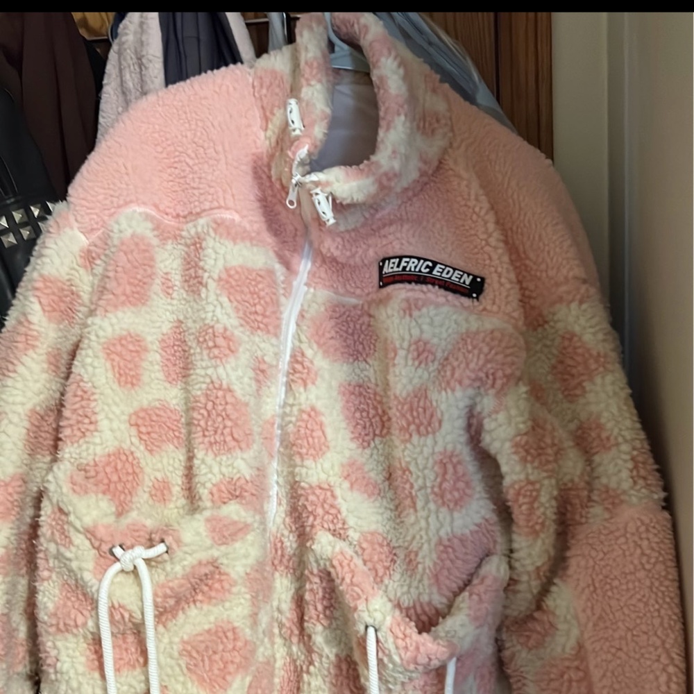Aelfric Eden pink fluffy jacket